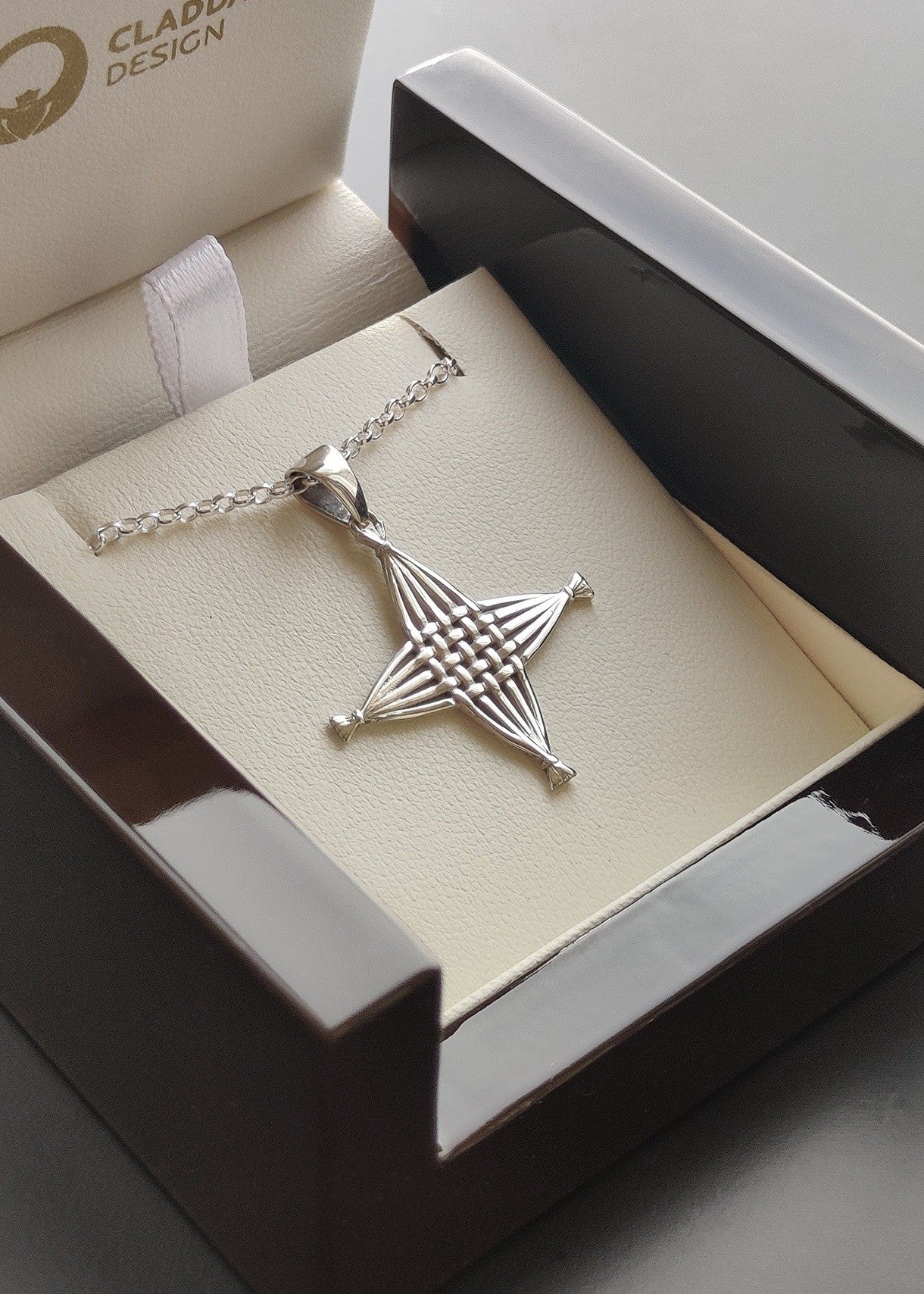 St Brigid's Cross Necklace - Image 4
