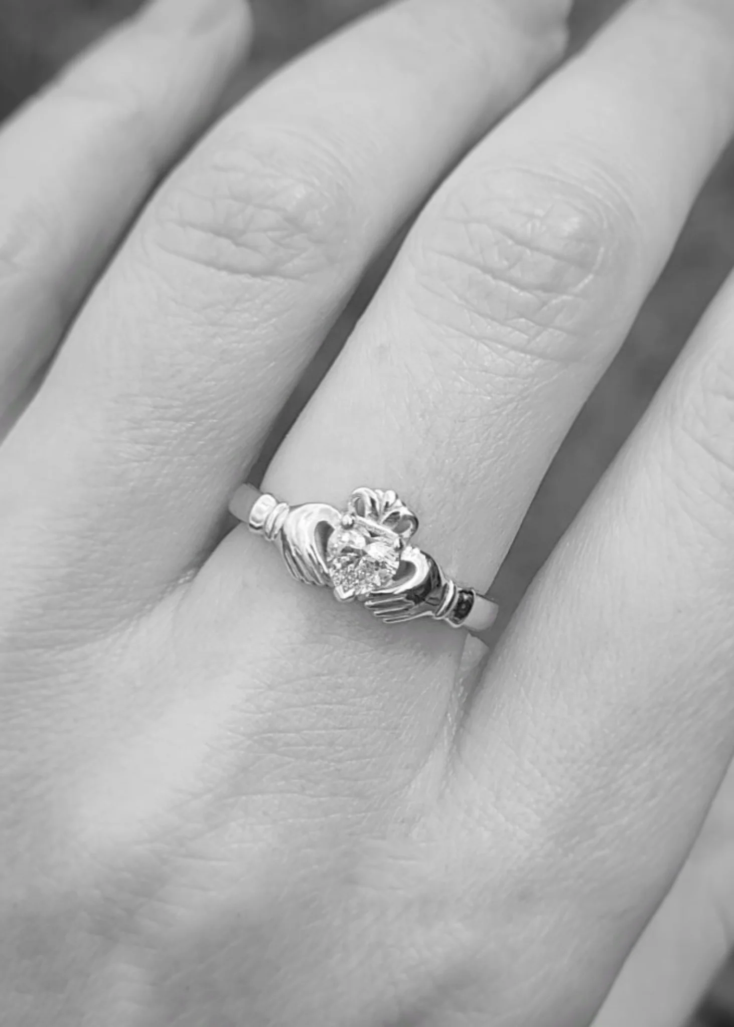 Diamond Claddagh Ring White Gold - Image 2