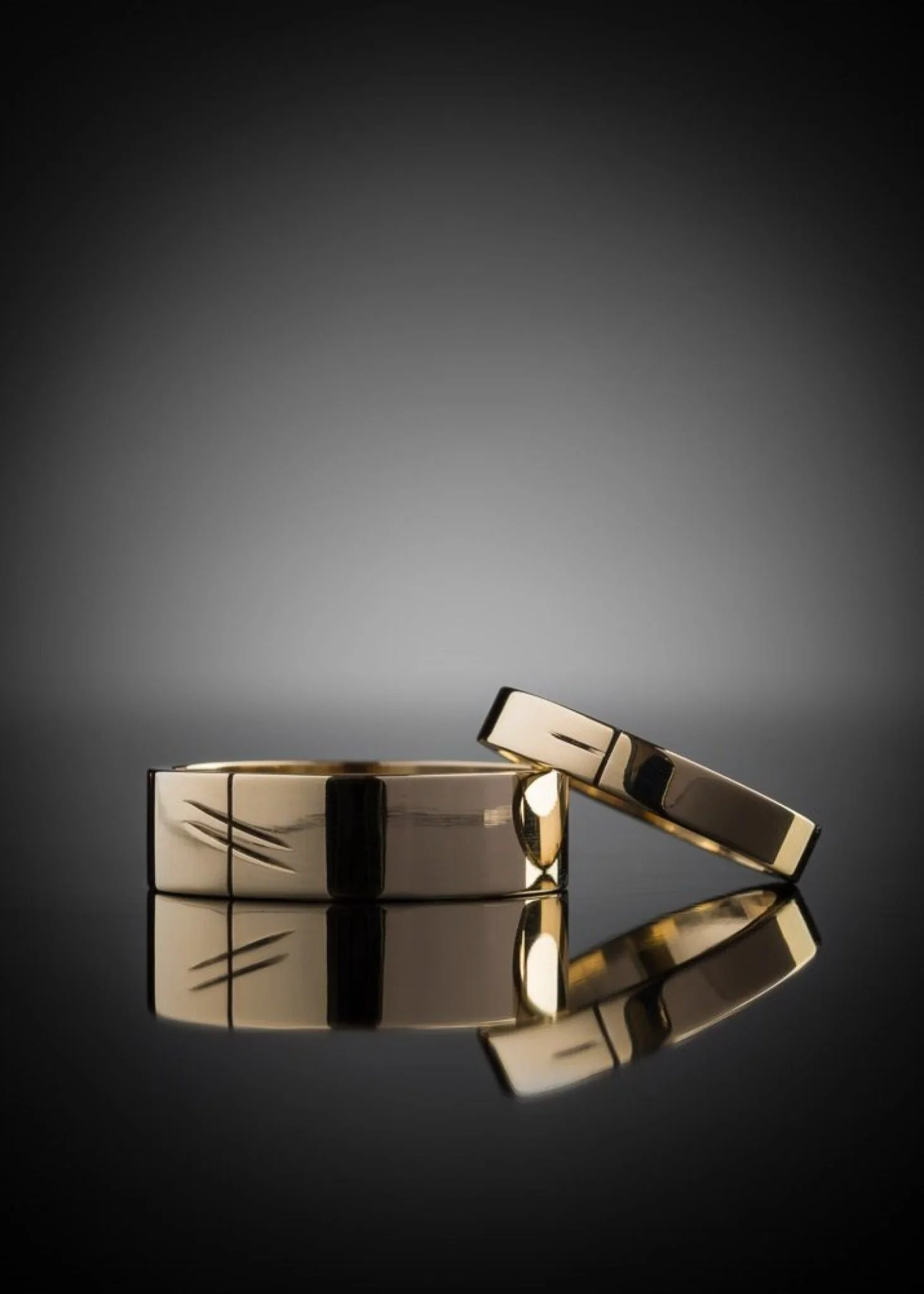 Gold Ogham Wedding Band Ladies - Image 4