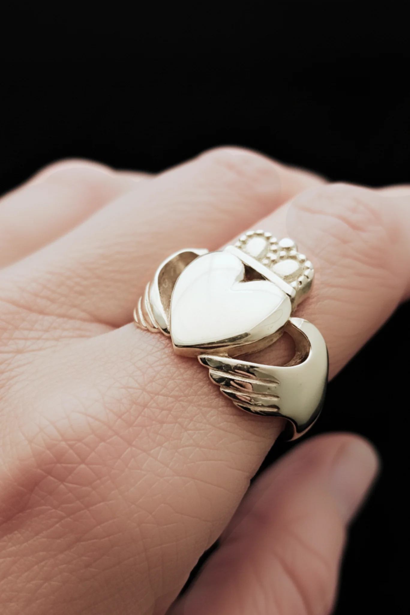 Large Legacy Claddagh Ring Silver - Image 4