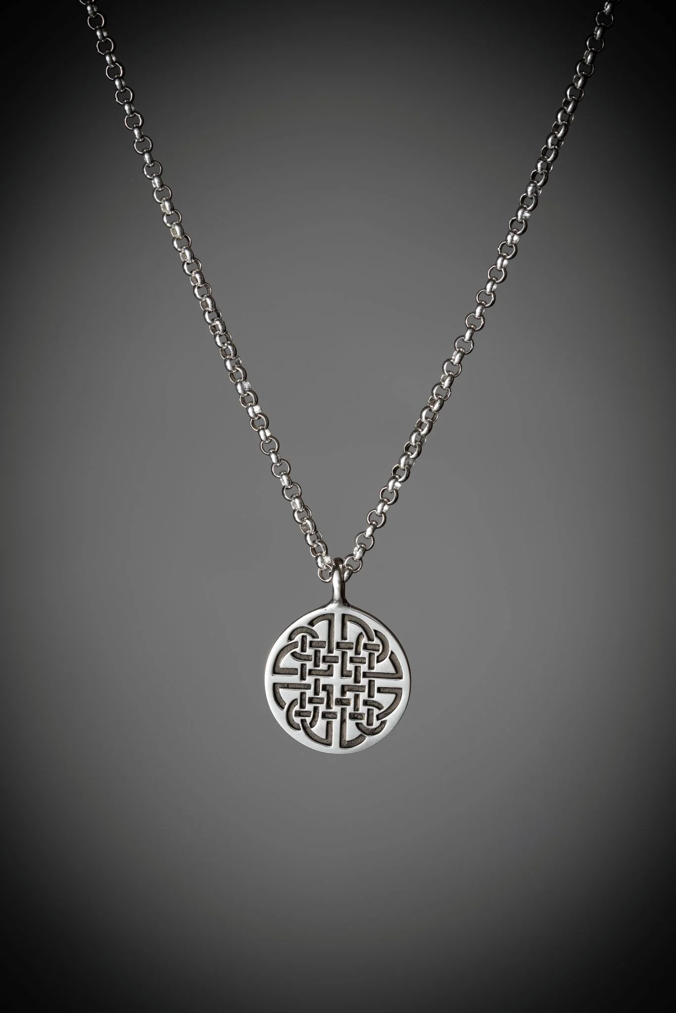 Men's Dara Knot Pendant