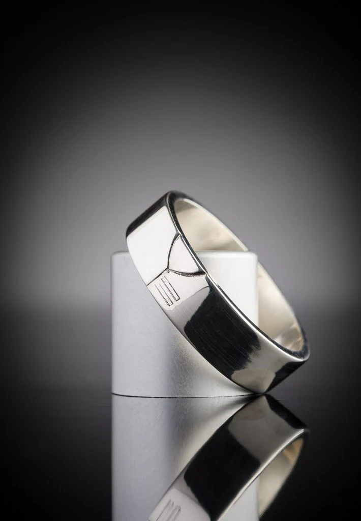 Ogham Heart Wedding Ring Set - Image 4