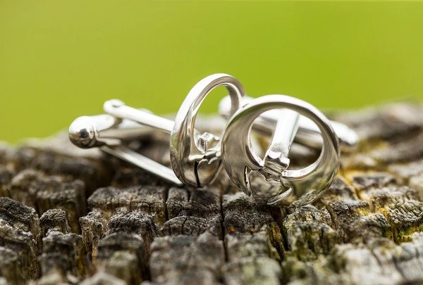 Silver Claddagh Cufflinks - Image 2