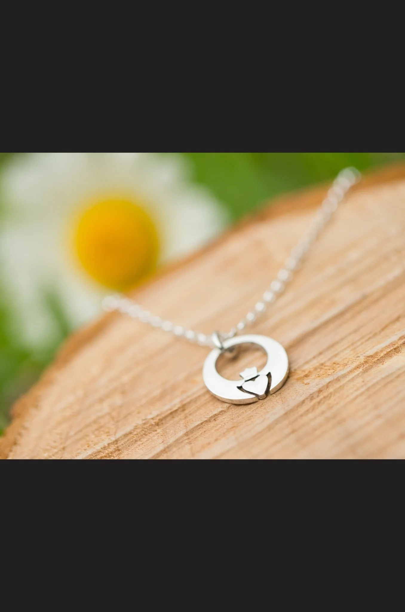 Silver Claddagh Pendant - Image 3